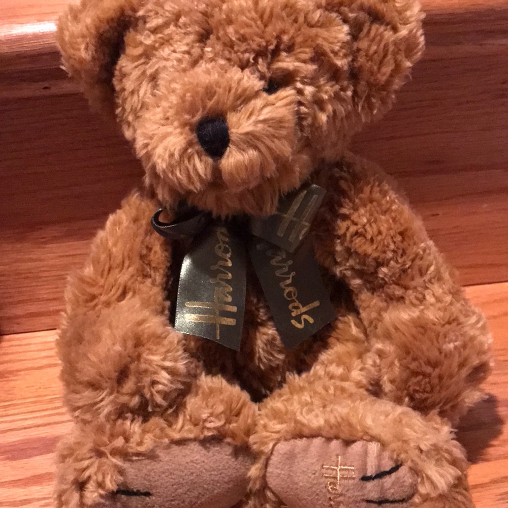 HARRODS OF KNIGHT BRIDGE BEAR
